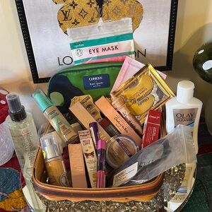 Makeup Bundle with Clinique x Kate Spade Cosmetic Bag.